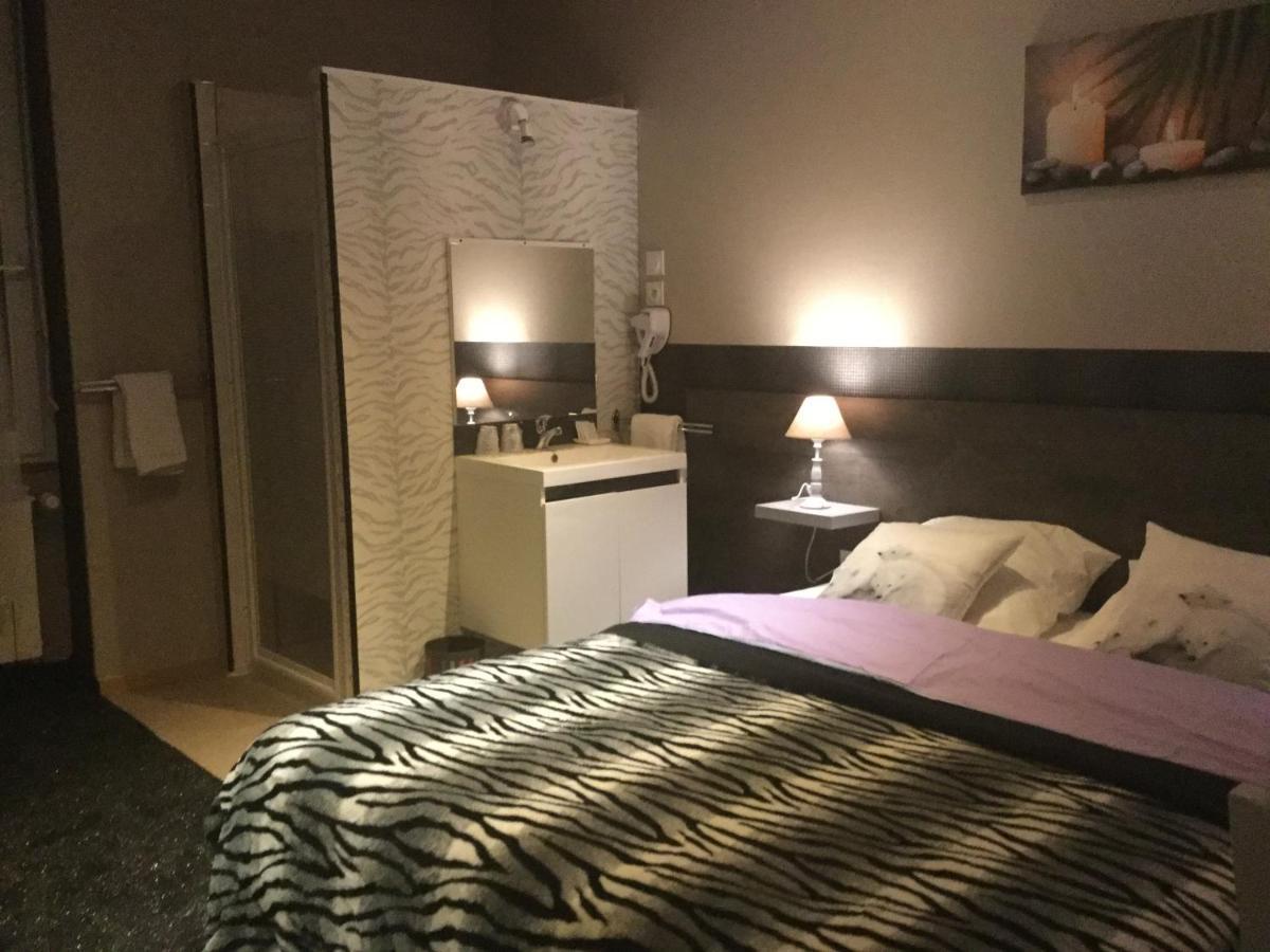Hotel Le Kamelia Salles  Eksteriør billede