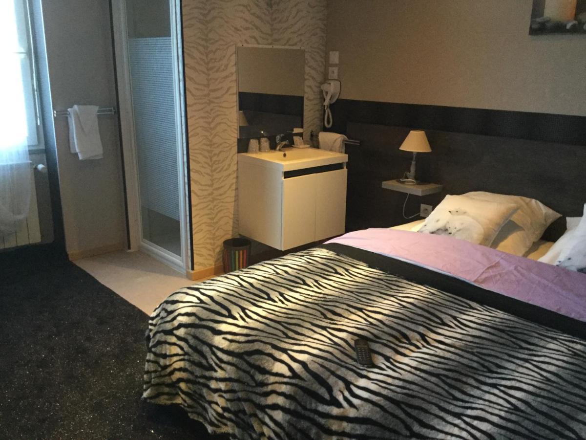Hotel Le Kamelia Salles  Eksteriør billede