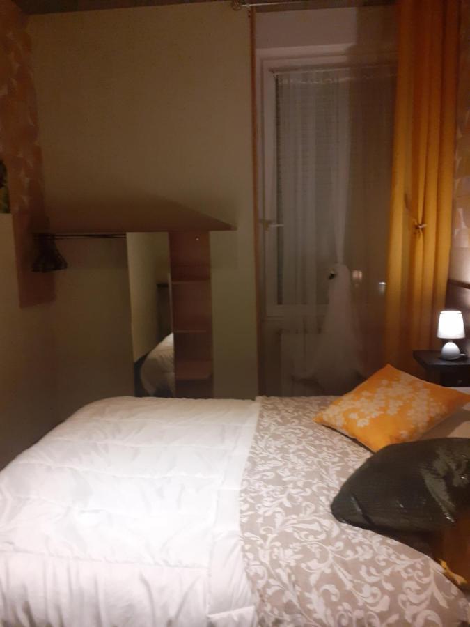 Hotel Le Kamelia Salles  Eksteriør billede