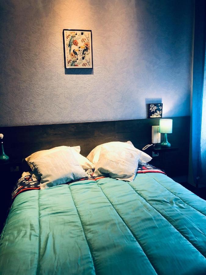 Hotel Le Kamelia Salles  Eksteriør billede